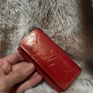 Authentic Louis Vuitton Unisex Monogram Vernis Leather Four Key Holder Red